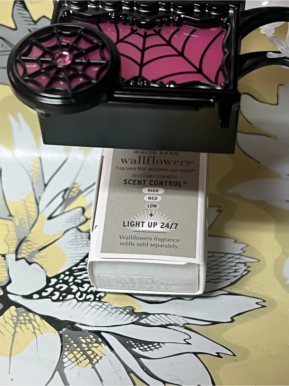 Bath & Body Works Cotton Candy Cart Night Light Wallflower Fragrance Scent Plug